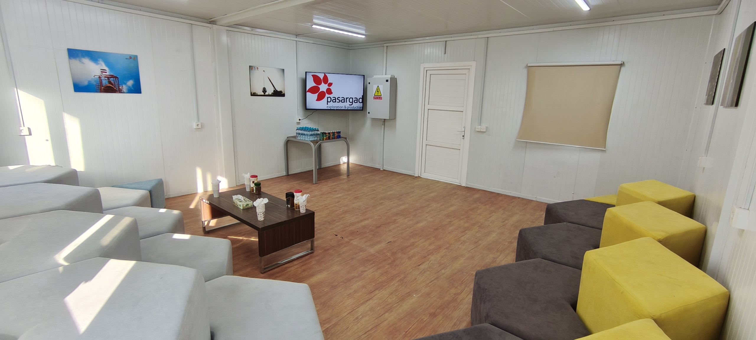 ایجاد فضای رفاهی و تعامل جمعی برای همکاران مستقر در سایت